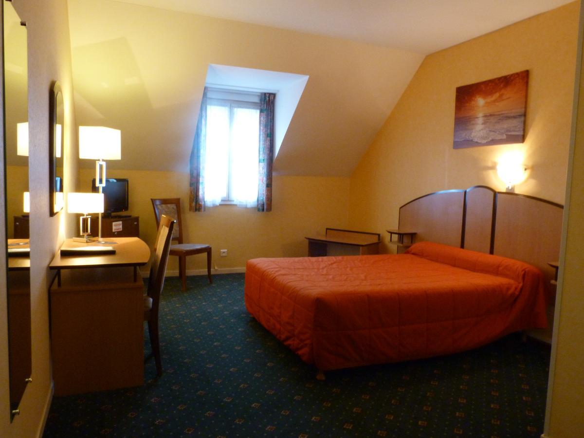 Hostellerie Du Chateau Saint-Pere-sur-Loire Экстерьер фото